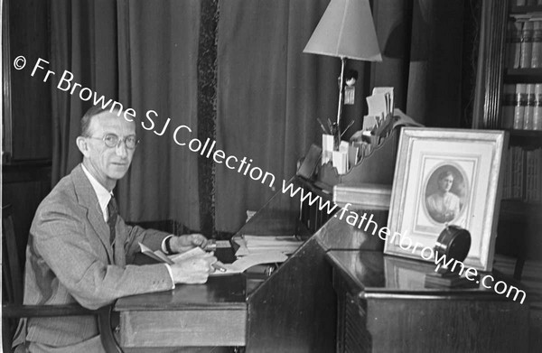 KILLEEN CASTLE   LORD FINGALL AT DESK